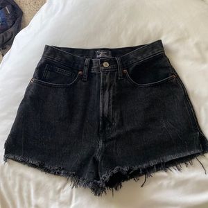 Abercrombie natural high rise short